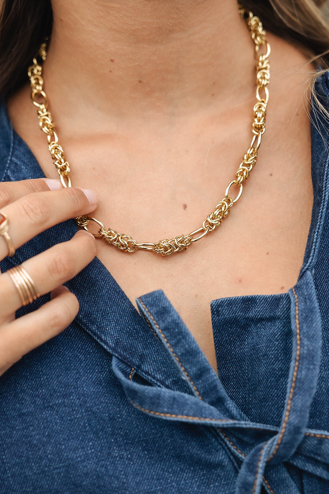 Bella Necklace