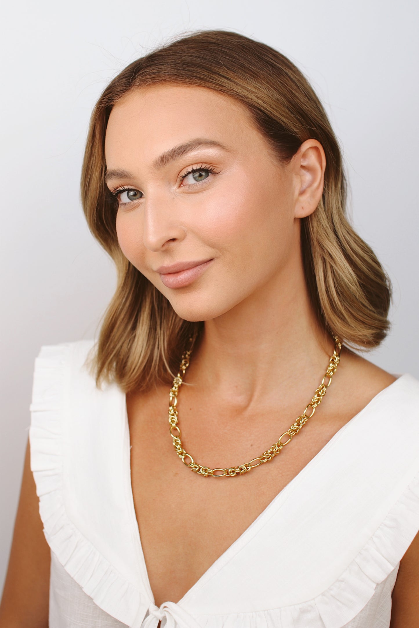 Bella Necklace